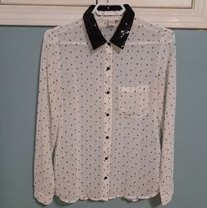 Button Down Sheer Shirt with Cross Pattern in XS